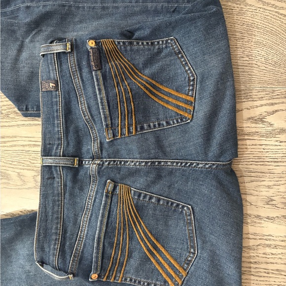 7 For All Mankind Women’s Dojo - Picture 3 of 3